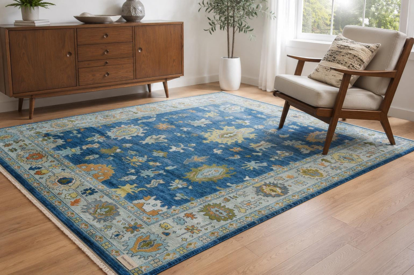 Hand-Knotted Oushak Wool Rug | Traditional Geometric Floral Medallion Carpet