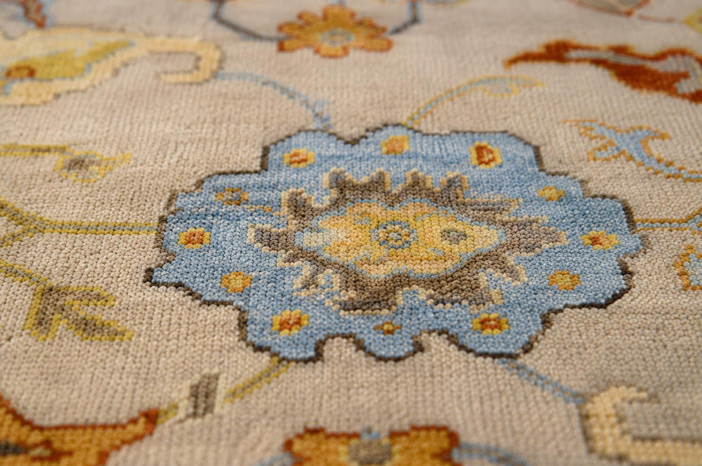 ModernWeavers Hand-Knotted Wool Rug | Cream & Light Blue Floral Oushak Area Rug | Transitional Botanical Pattern | Luxury Artisan Carpet
